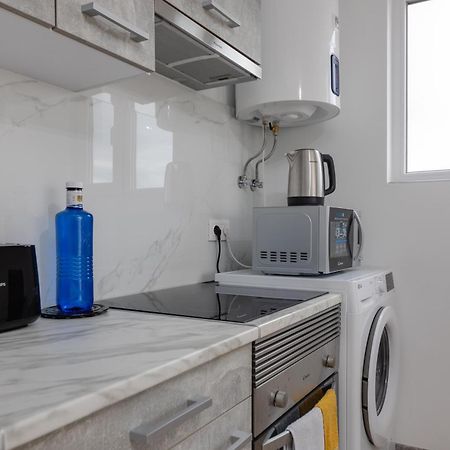 Cosy Apartment Near The Sea Торевьиа Экстерьер фото