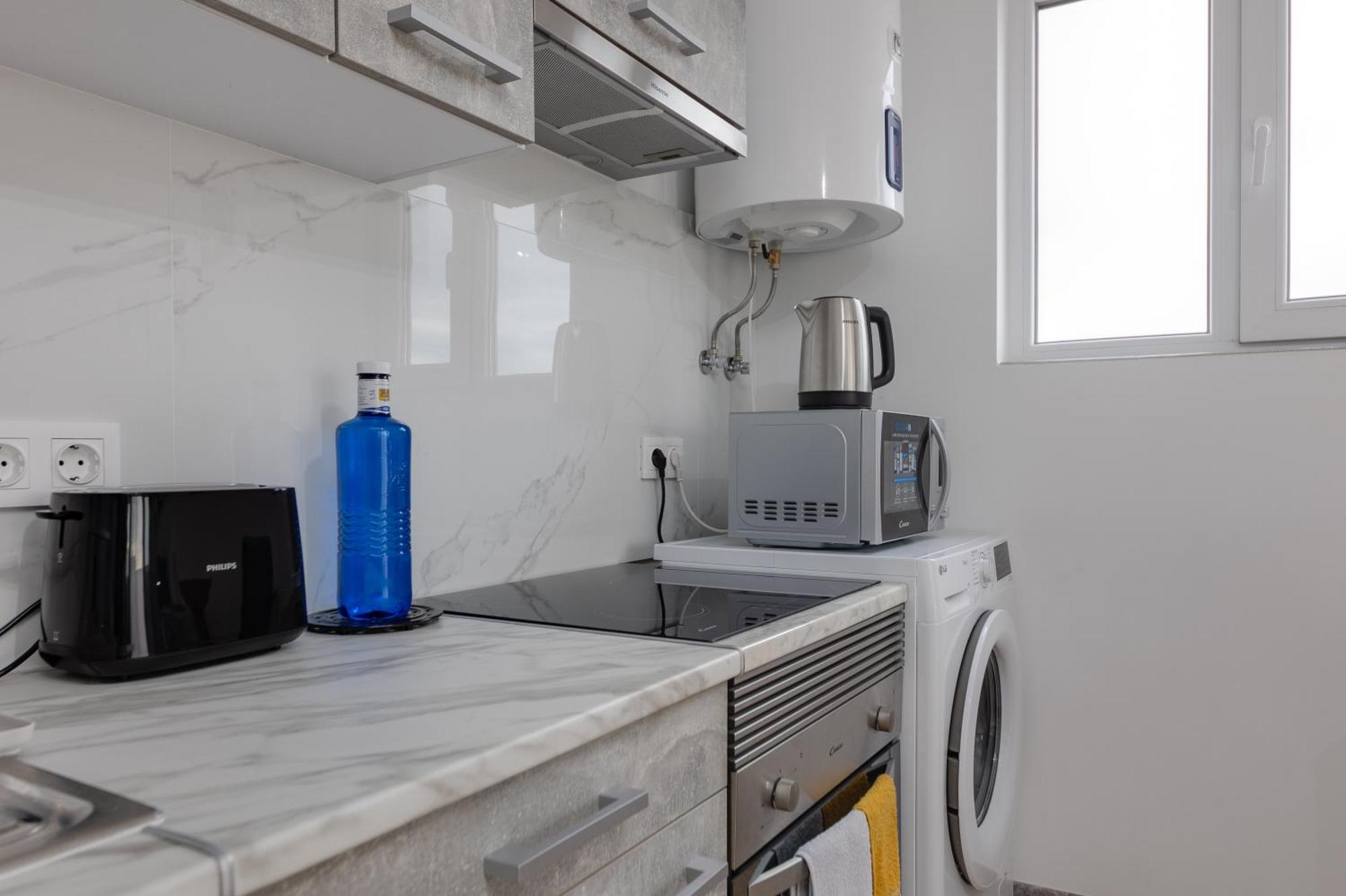 Cosy Apartment Near The Sea Торевьиа Экстерьер фото