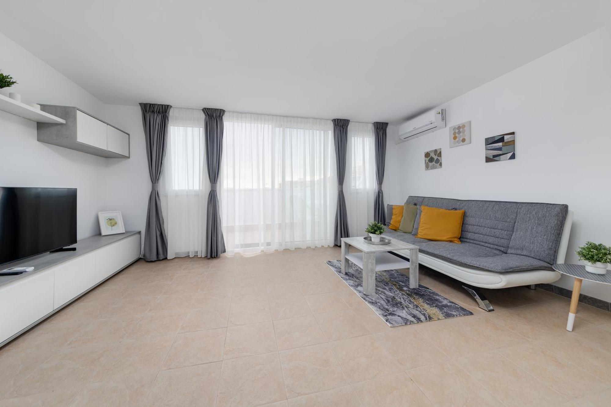 Cosy Apartment Near The Sea Торевьиа Экстерьер фото