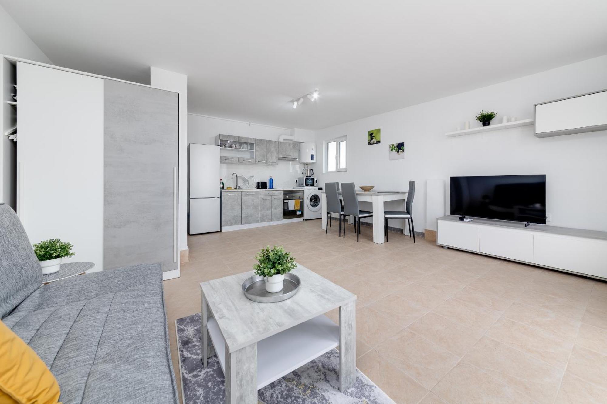 Cosy Apartment Near The Sea Торевьиа Экстерьер фото